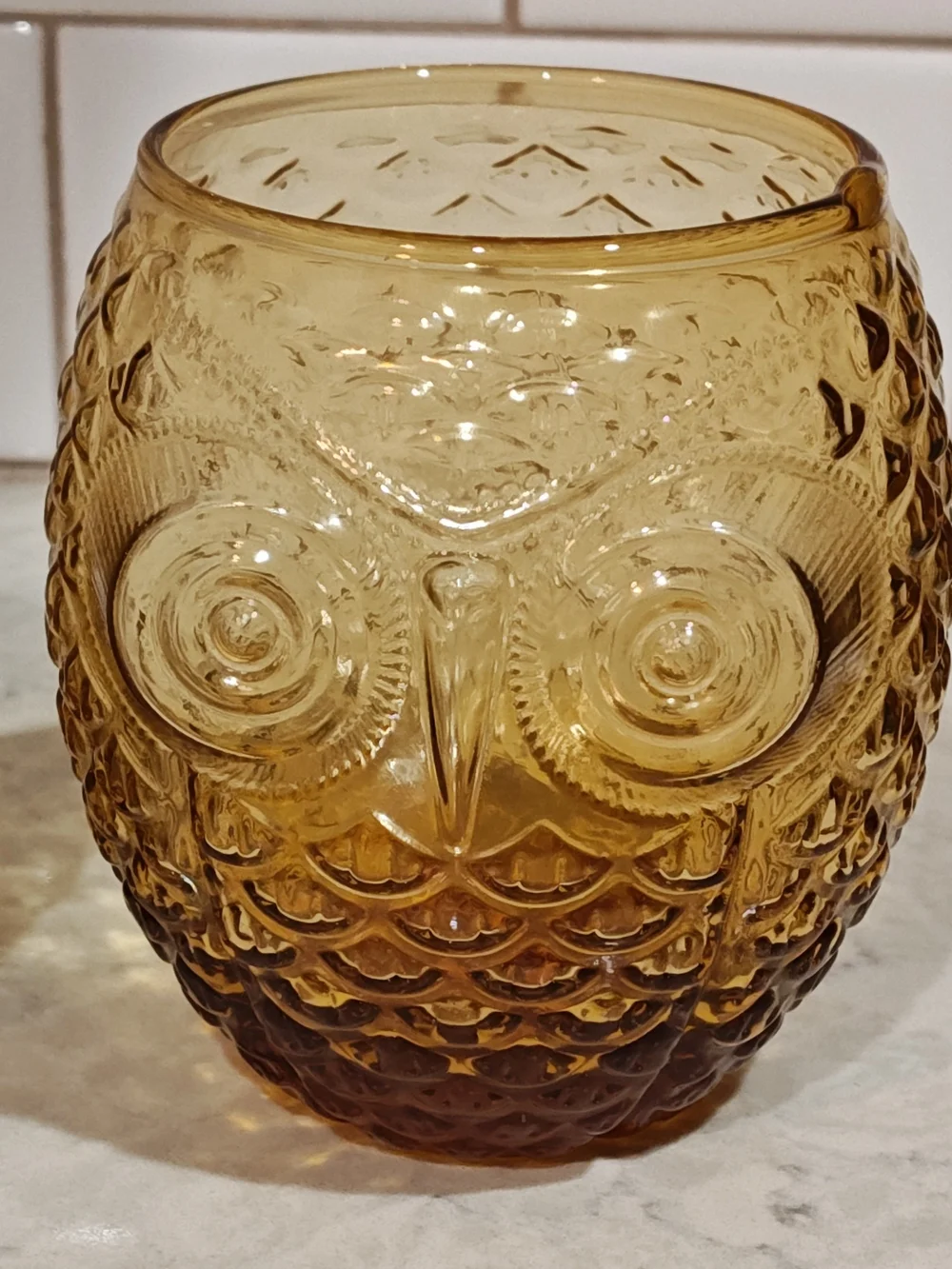 Vintage Cottage Core Art Glass Amber Owl Glasses Honeycomb Pattern Set Of 2